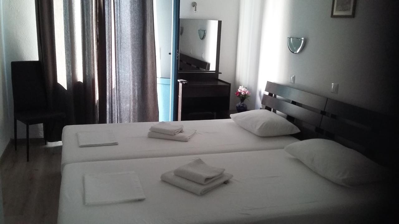 Delfini Hotel Skála Exteriér fotografie